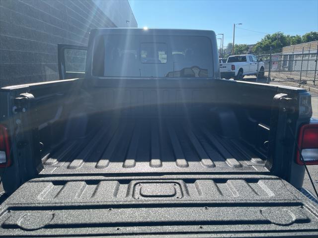 new 2025 Jeep Gladiator car, priced at $48,477