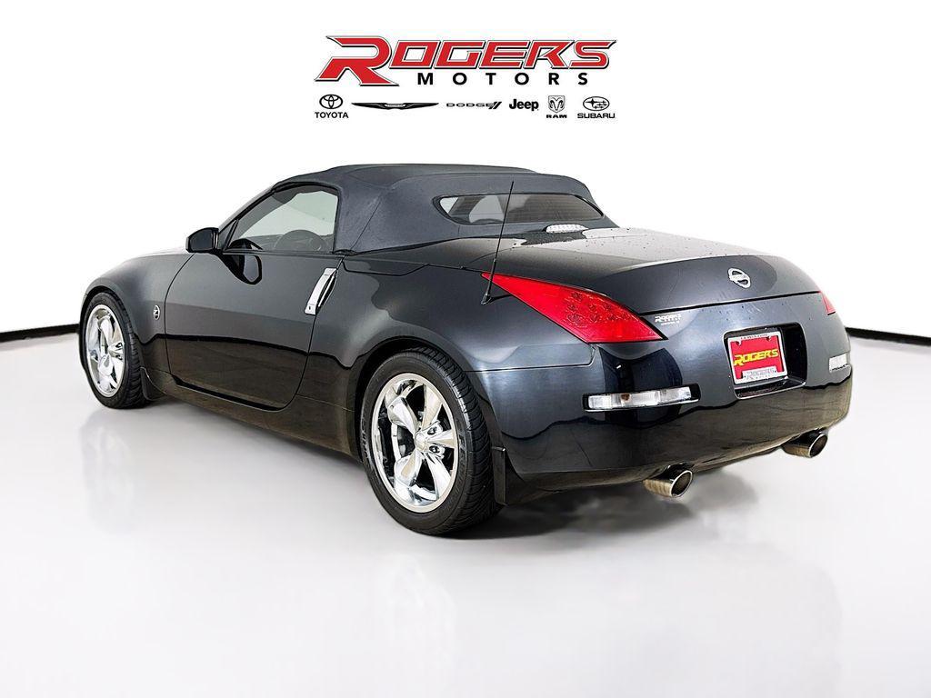 used 2007 Nissan 350Z car, priced at $12,999