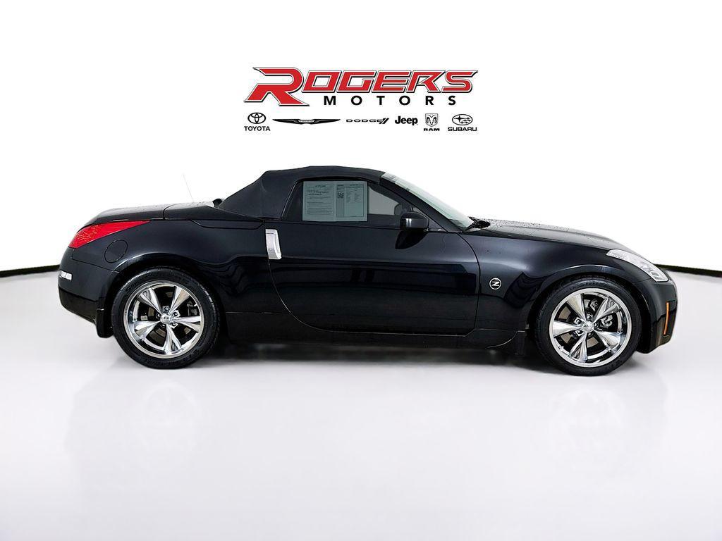 used 2007 Nissan 350Z car, priced at $12,999