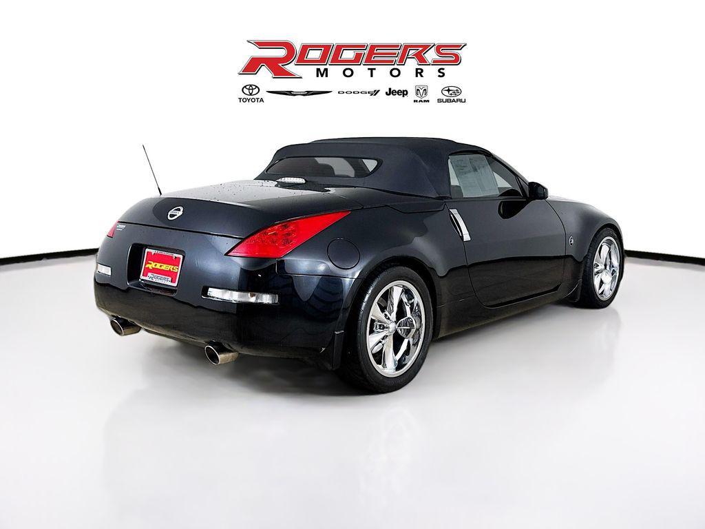 used 2007 Nissan 350Z car, priced at $12,999