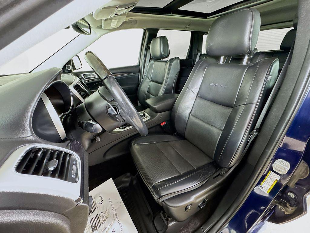 used 2018 Jeep Grand Cherokee car, priced at $25,999