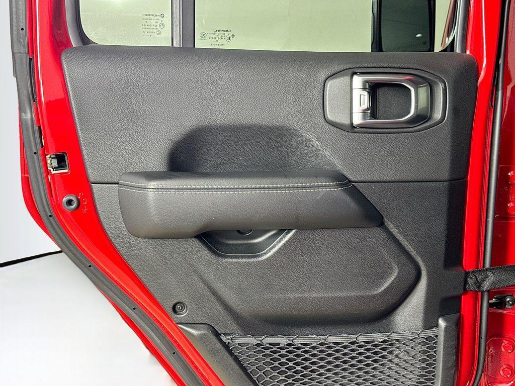 used 2021 Jeep Wrangler Unlimited car, priced at $32,995