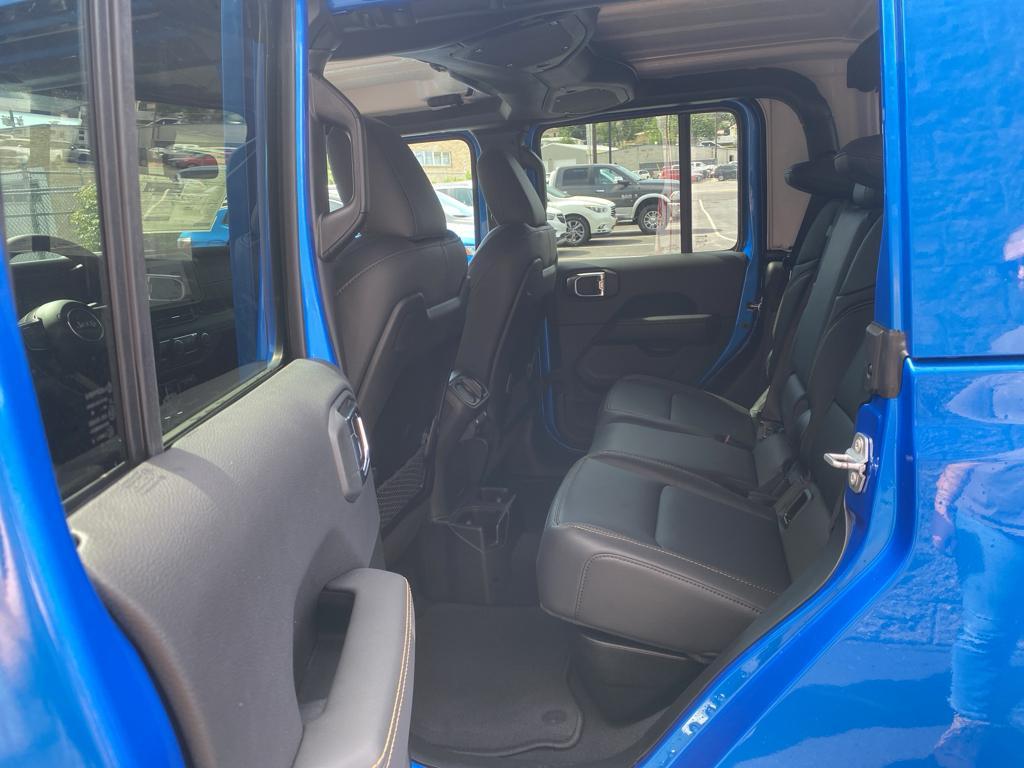 new 2025 Jeep Gladiator car, priced at $51,540