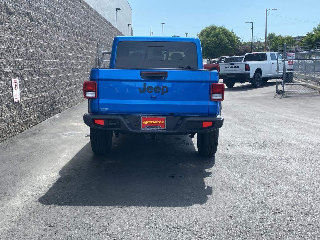 new 2025 Jeep Gladiator car, priced at $51,540