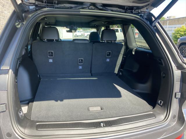 new 2025 Jeep Grand Cherokee car, priced at $49,941