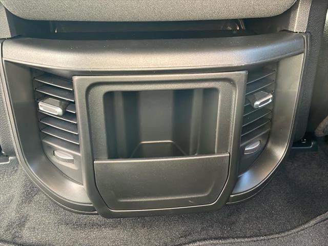 new 2025 Ram 1500 car, priced at $51,827