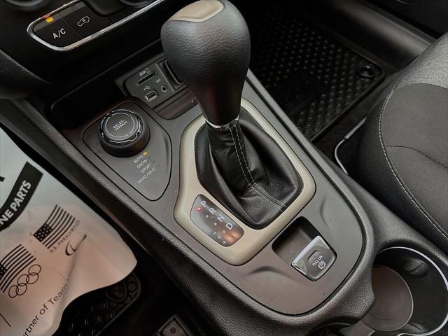 used 2018 Jeep Cherokee car, priced at $18,495