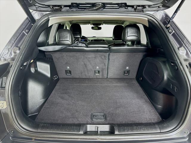 used 2019 Jeep Cherokee car, priced at $17,995