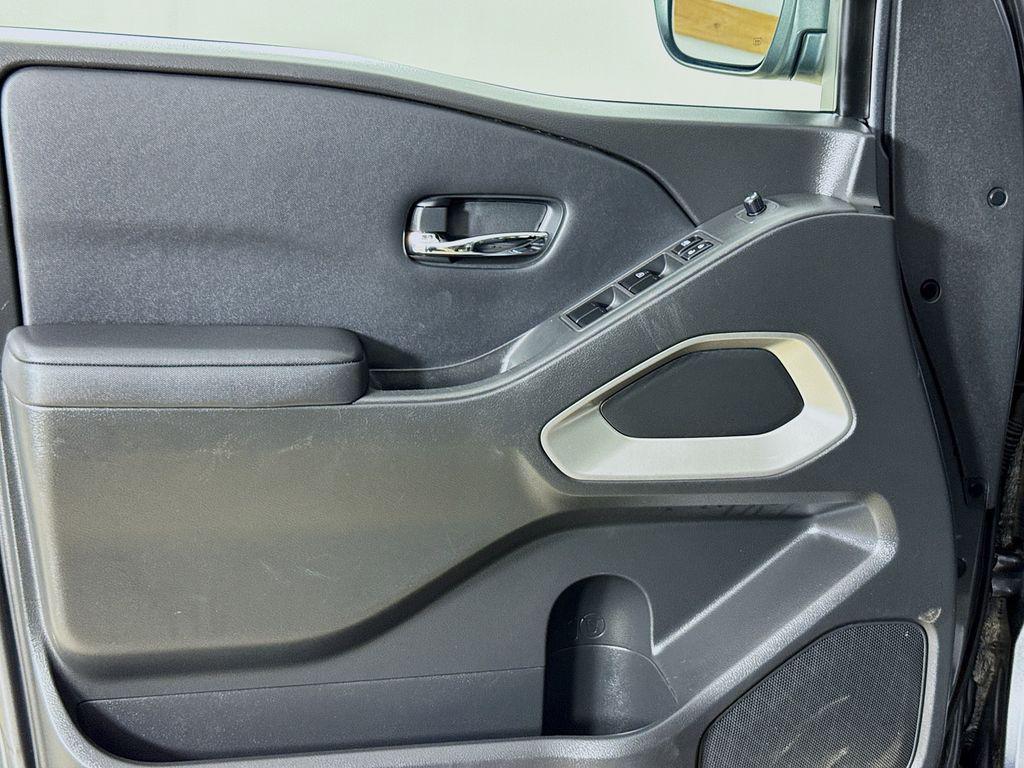 used 2022 Nissan Frontier car, priced at $29,999