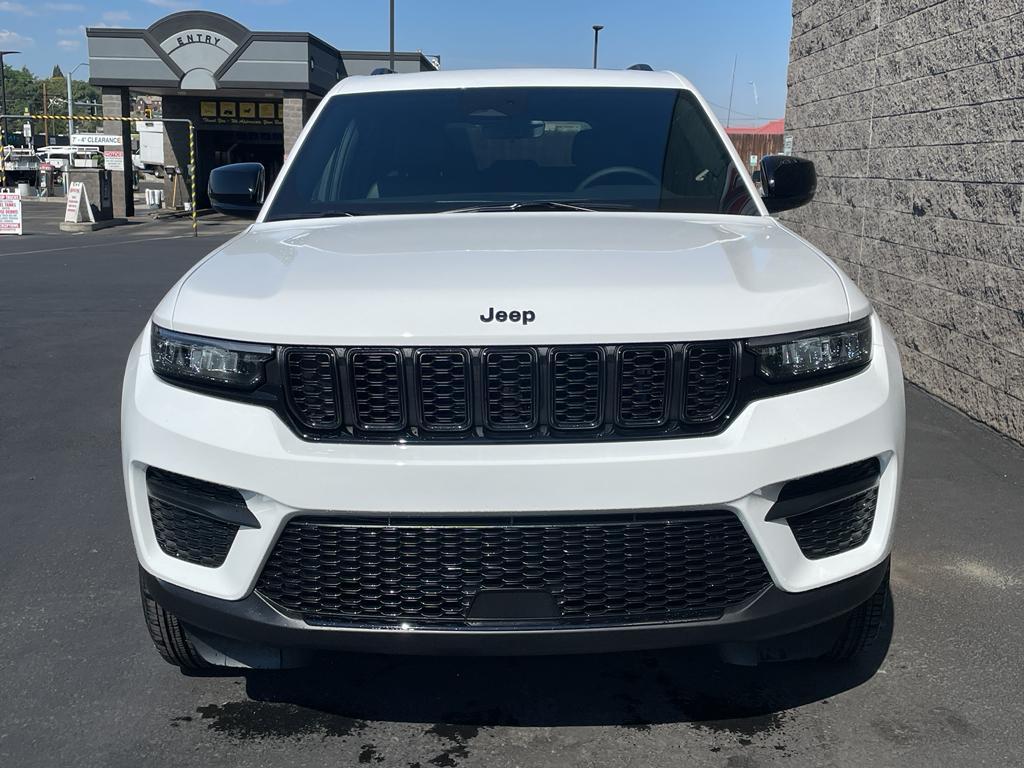 new 2025 Jeep Grand Cherokee car, priced at $46,448