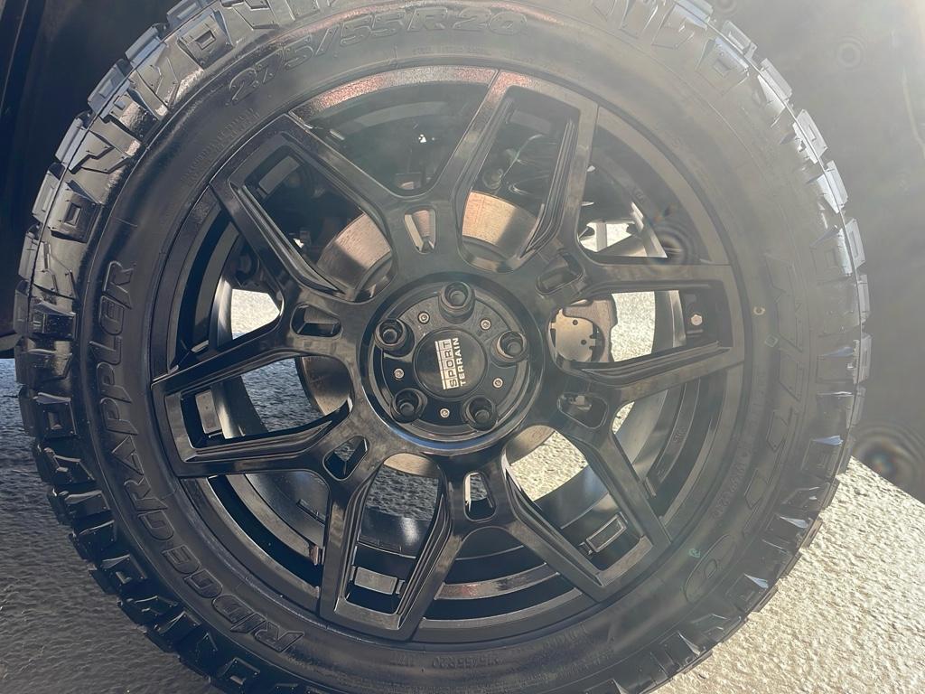 new 2025 Jeep Grand Cherokee car, priced at $45,948