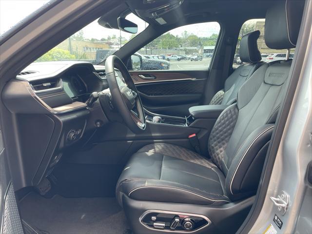 new 2025 Jeep Grand Cherokee L car, priced at $61,154