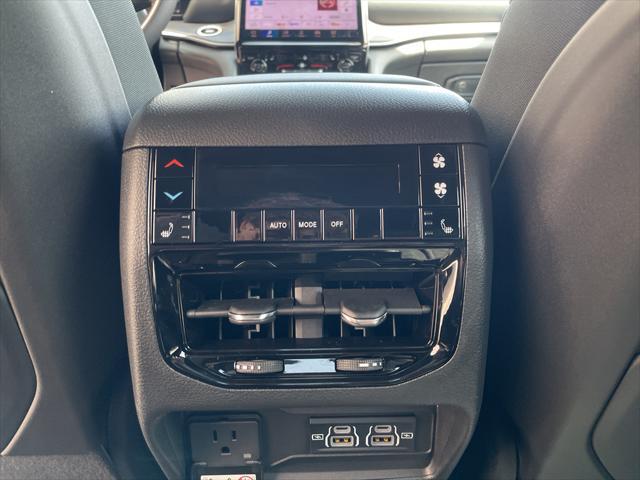 new 2025 Jeep Grand Cherokee L car, priced at $53,105