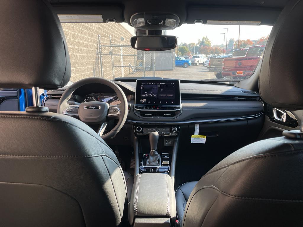 new 2026 Jeep Compass car, priced at $33,999