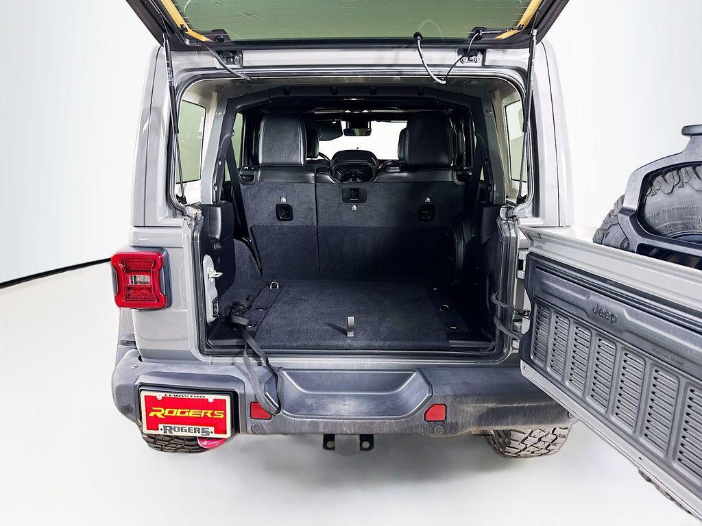 used 2021 Jeep Wrangler Unlimited car, priced at $41,995