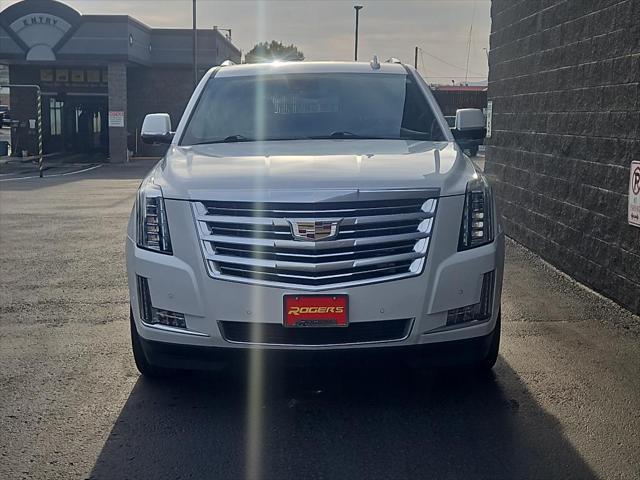 used 2020 Cadillac Escalade car, priced at $54,995