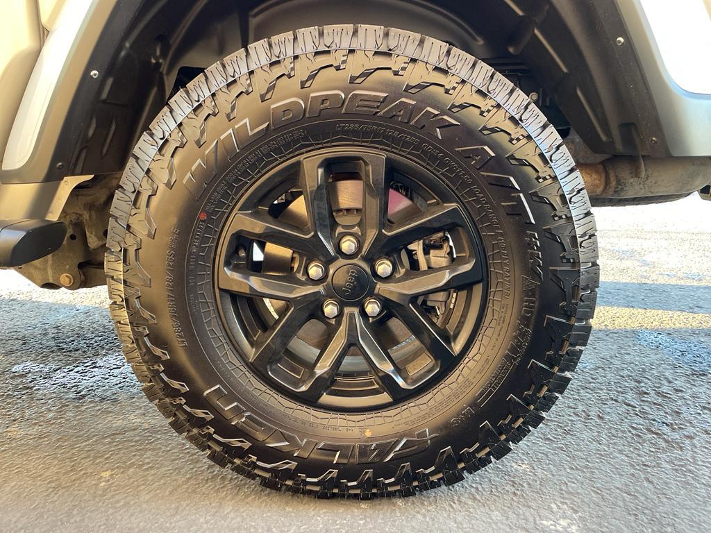 used 2022 Jeep Gladiator car, priced at $31,999