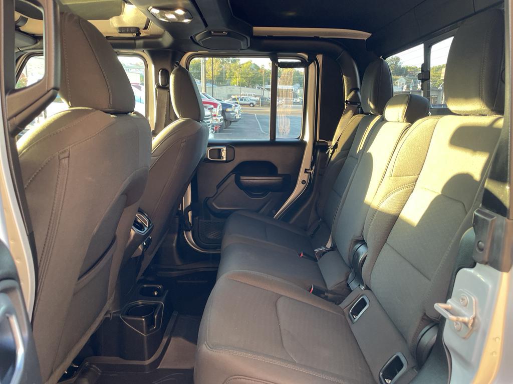 used 2022 Jeep Gladiator car, priced at $31,999