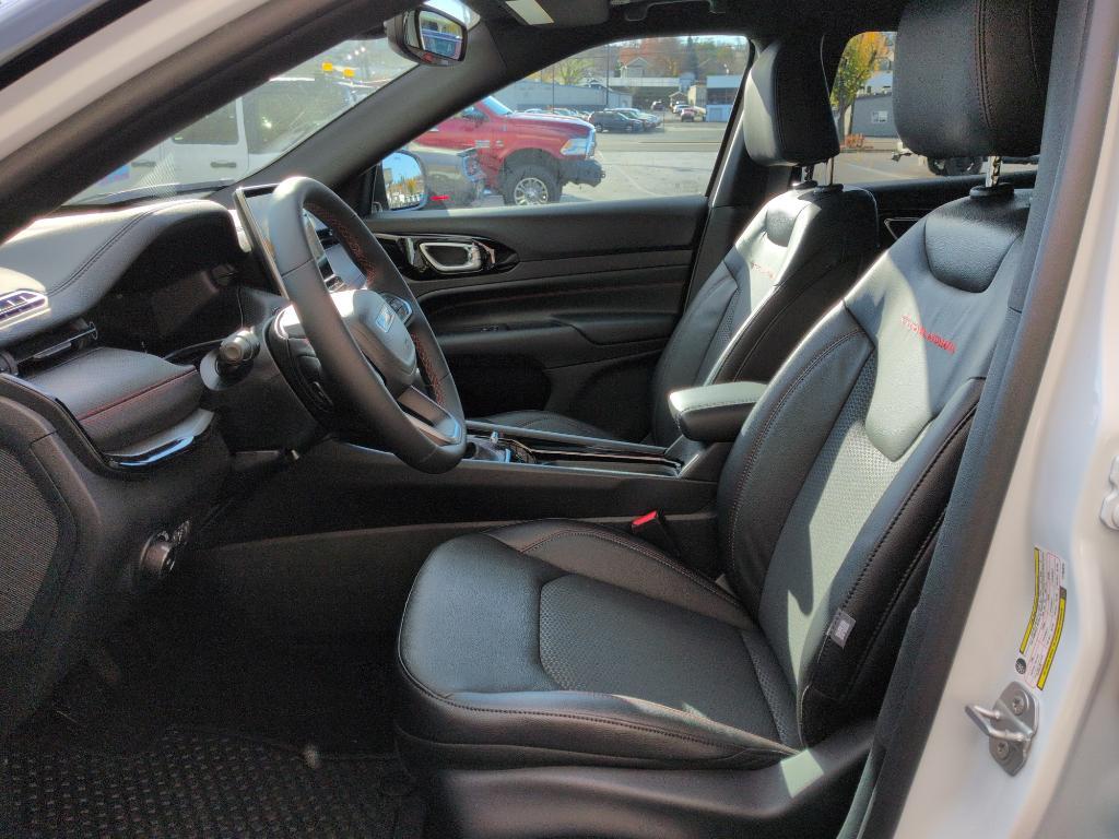 new 2026 Jeep Compass car, priced at $36,999