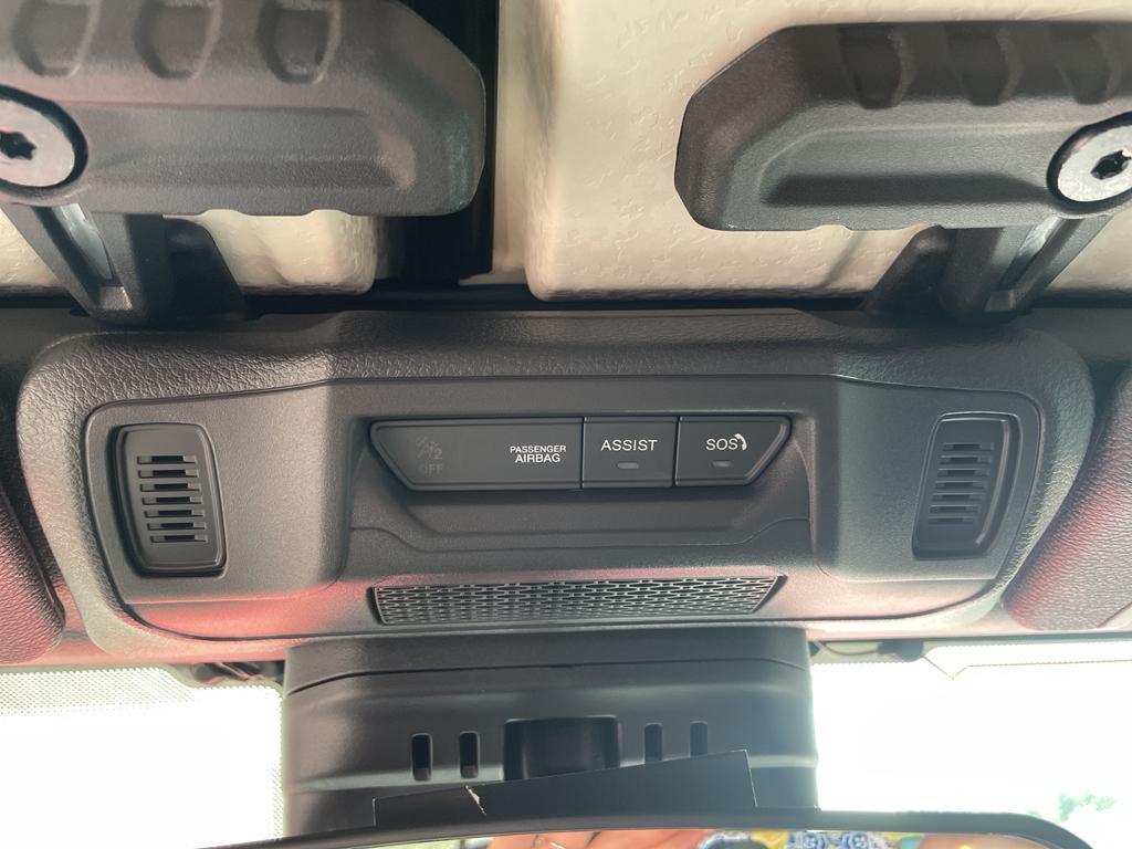 new 2025 Jeep Gladiator car, priced at $49,077