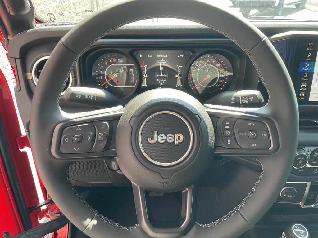 new 2025 Jeep Gladiator car, priced at $49,077