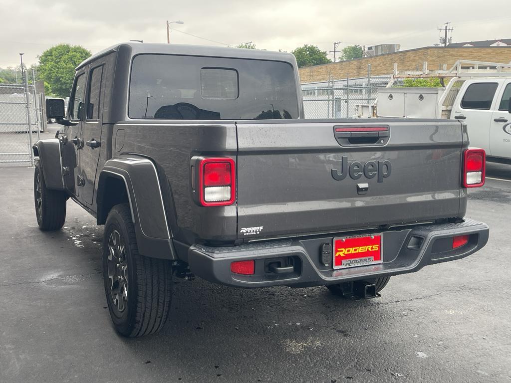 new 2025 Jeep Gladiator car, priced at $51,450