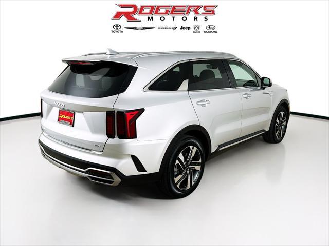 used 2024 Kia Sorento Hybrid car, priced at $36,995