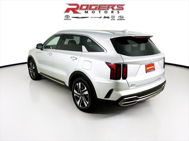 used 2024 Kia Sorento Hybrid car, priced at $36,995