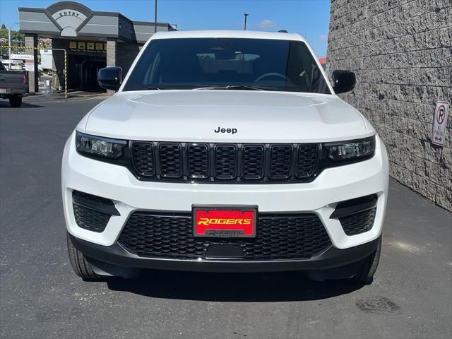 new 2025 Jeep Grand Cherokee car, priced at $43,850