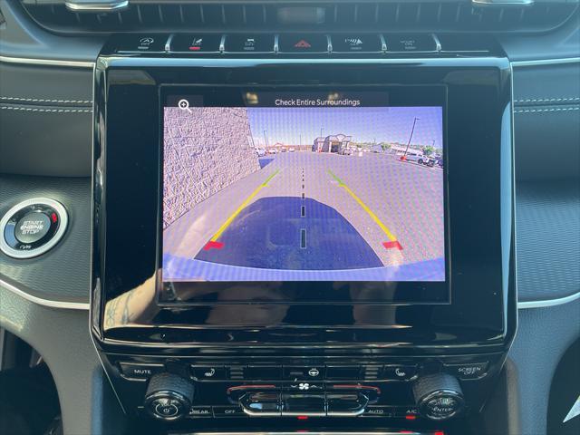new 2025 Jeep Grand Cherokee car, priced at $43,850