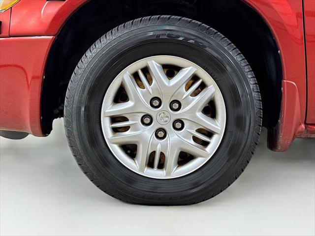 used 2001 Dodge Caravan car, priced at $6,995