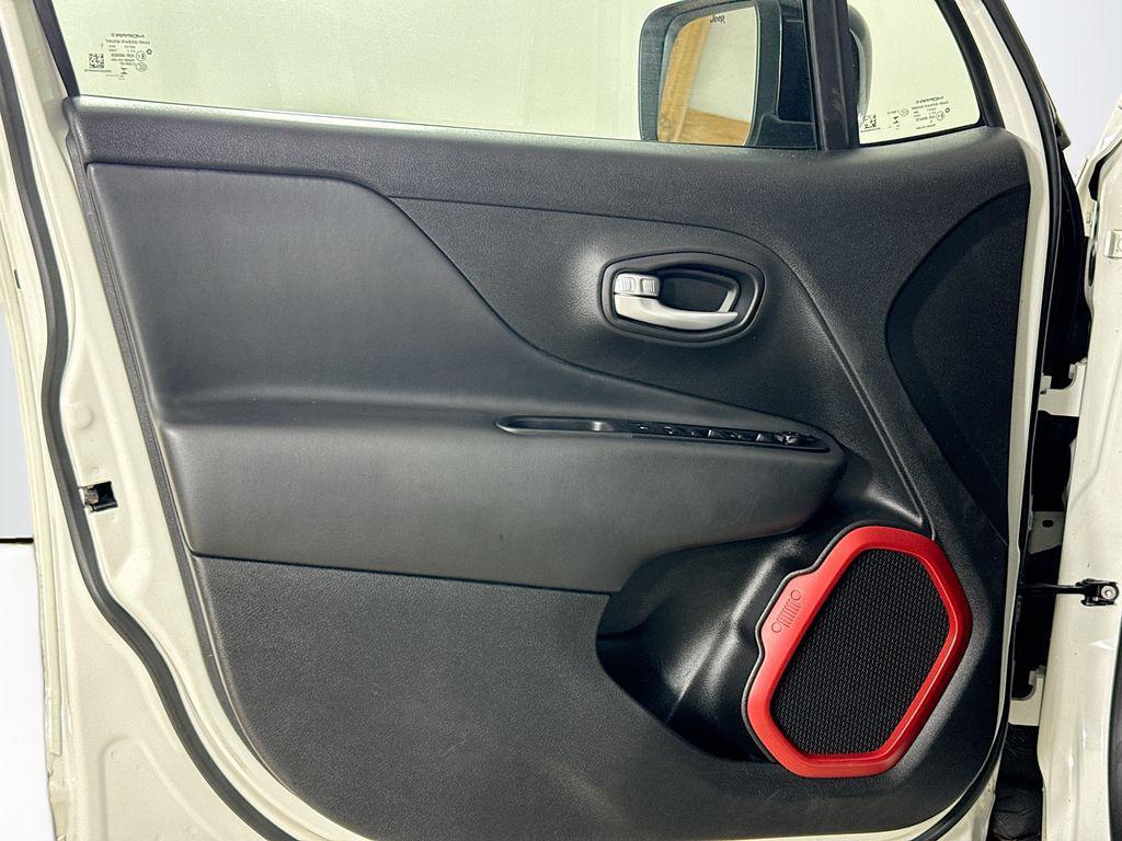 used 2023 Jeep Renegade car, priced at $24,999