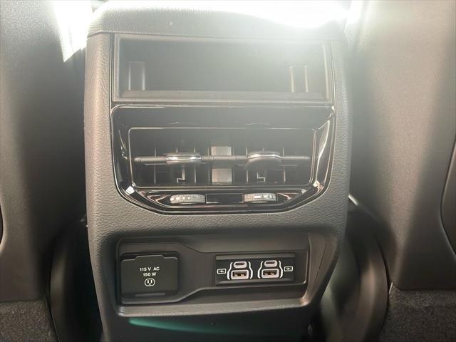 new 2025 Jeep Grand Cherokee car, priced at $47,725