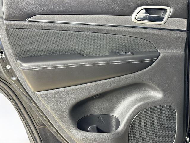 used 2016 Jeep Grand Cherokee car, priced at $34,495