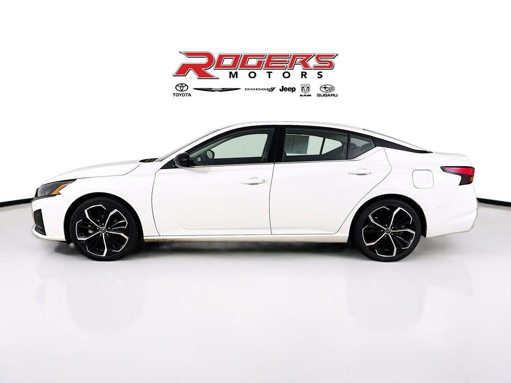 used 2023 Nissan Altima car, priced at $20,999