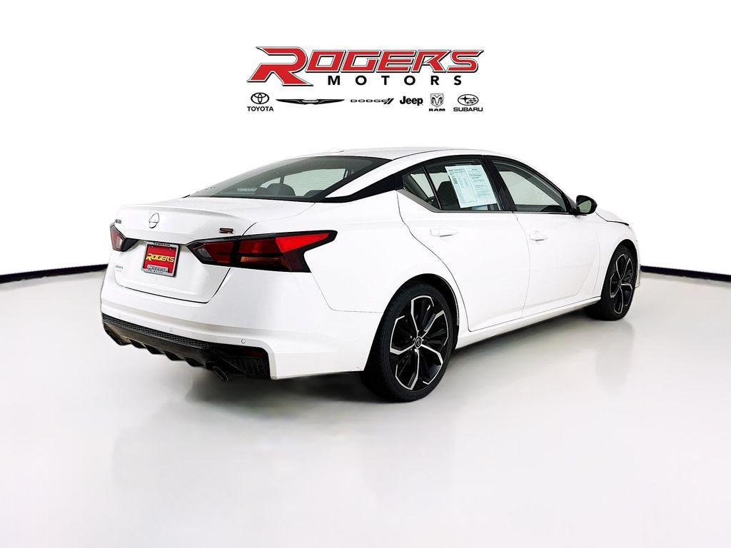 used 2023 Nissan Altima car, priced at $20,999