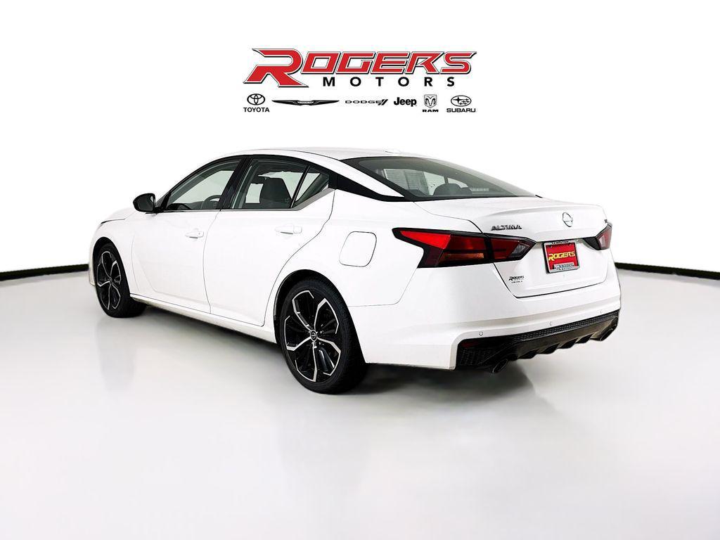 used 2023 Nissan Altima car, priced at $20,999
