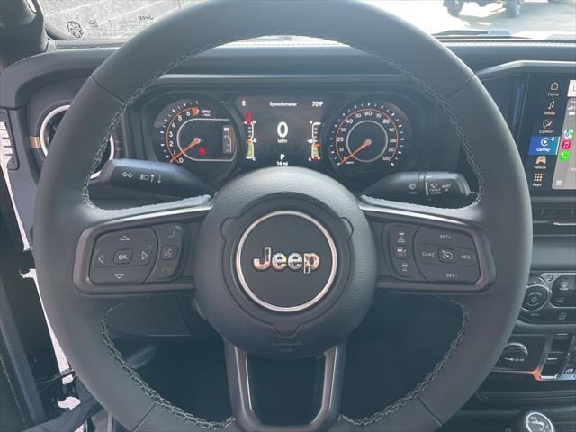 new 2025 Jeep Gladiator car, priced at $48,577