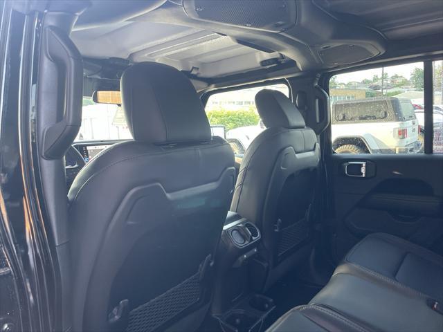 new 2025 Jeep Gladiator car, priced at $48,577