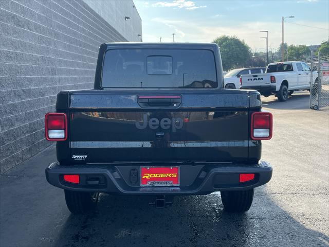 new 2025 Jeep Gladiator car, priced at $48,577