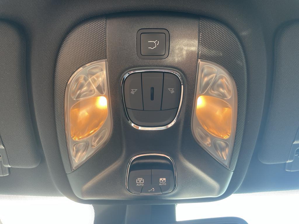new 2025 Jeep Compass car, priced at $39,062