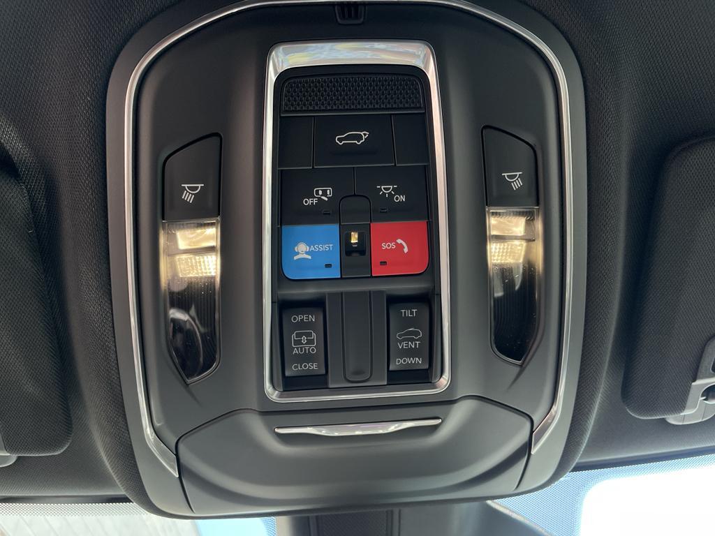 new 2025 Jeep Grand Cherokee car, priced at $44,359