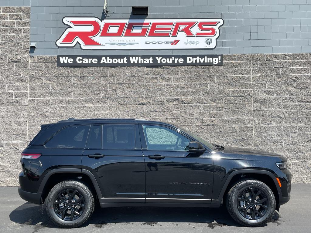 new 2025 Jeep Grand Cherokee car, priced at $44,359