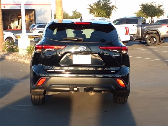 used 2022 Toyota Highlander Hybrid car, priced at $40,089