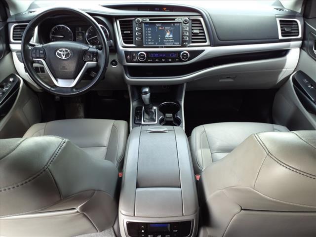 used 2015 Toyota Highlander car, priced at $18,549