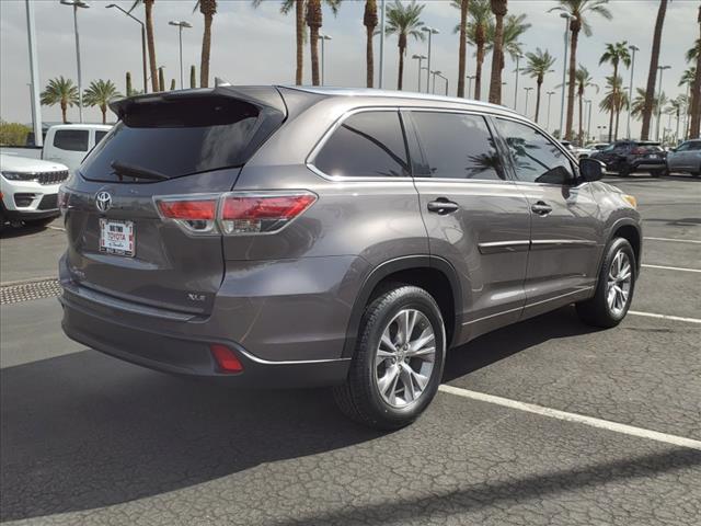 used 2015 Toyota Highlander car, priced at $18,549