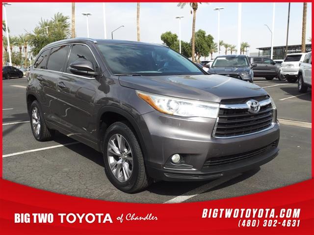 used 2015 Toyota Highlander car, priced at $18,549