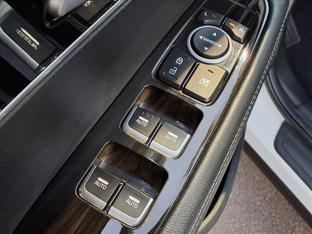used 2019 Kia Sorento car, priced at $15,744