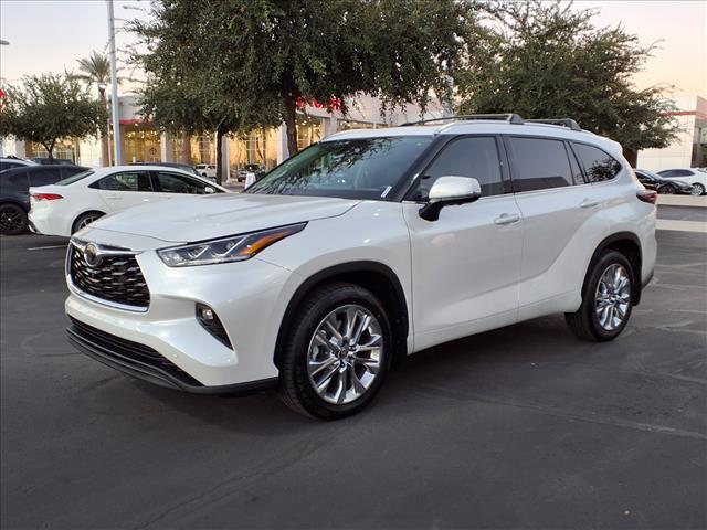 used 2024 Toyota Highlander car, priced at $44,968