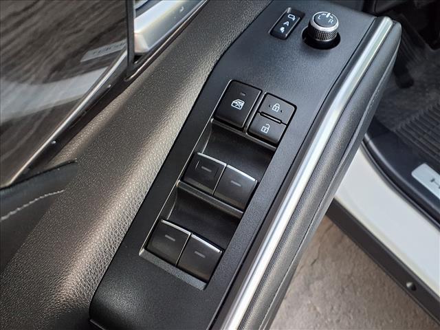 used 2024 Toyota Highlander car, priced at $44,968